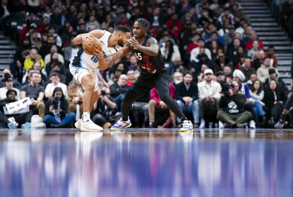 更是队内无 更是队内无