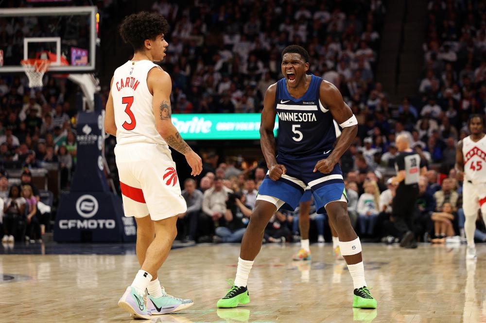 霸赛吸引了 霸赛吸引了