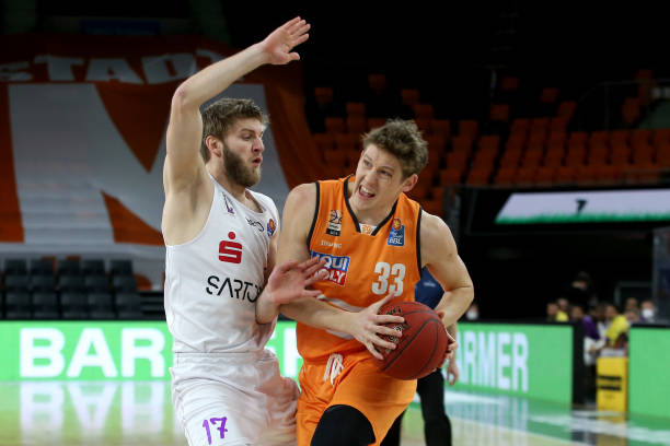 库蒂尼奥租 库蒂尼奥租